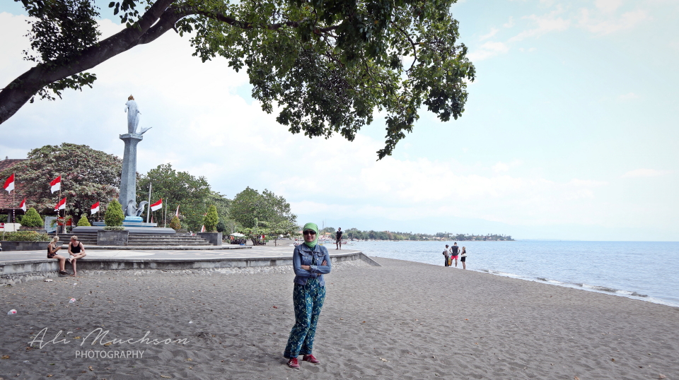 Pantai Lovina Buleleng Bali 