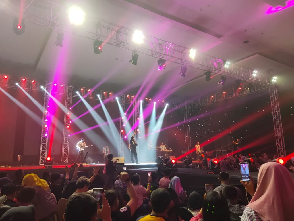 Konser Didi Kempot "Sang Pahlawan Sakit Hati" di Dyandra Surabaya, 5 Desember 2019 (Foto Yudhistira B. Permana)
