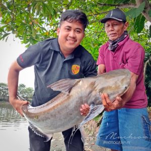 Harga Sensasi Serunya Tarik Joran yang Harus Dibayar di Monstero Fishing Park Sidoarjo