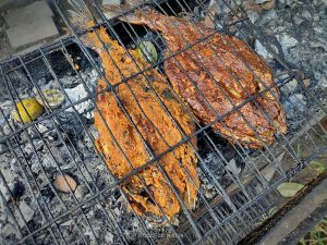 Bandeng Bakar Cabut Duri Cak Ta’in di Jalan Raya Pulungan Kabupaten Sidoarjo Berbumbu Khas Tambak
