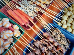 Ngabuburit : Berburu Menu ‘Takjil’ Bantu Dongkrak Ekonomi Masyarakat Urban