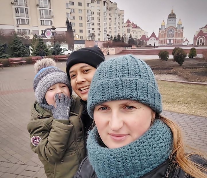 Kisah Anas Heri Gunadi Boyong Isterinya yang Berkebangsaan Ukraina keluar dari Negaranya