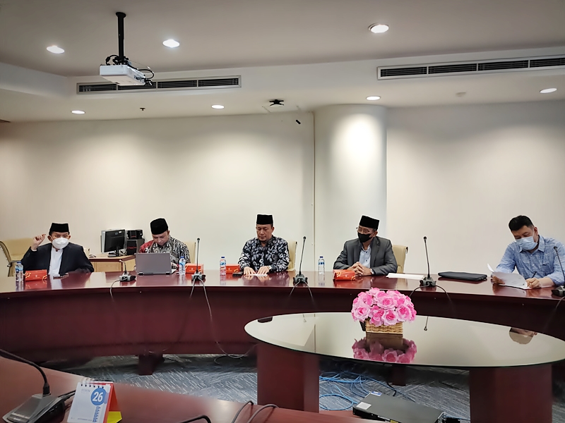 Yayasan Manarul Ilmi (YMI) ITS Surabaya Serahkan Waqaf Desain Masjid Raya UIN Mahmud Yunus Batusangkar, Kabupaten Tanah Datar