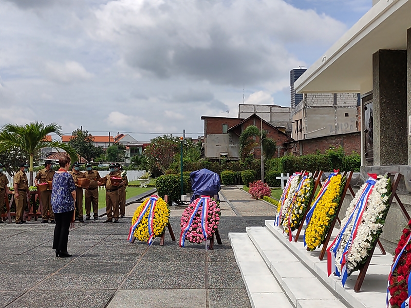 Kedutaan Besar Belanda Peringati Pertempuran Laut Jawa 27 Februari 1942 
Begini Kisah Tragisnya!
