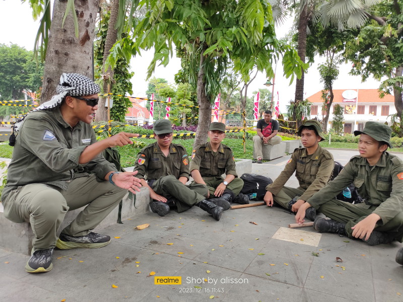 Roode Brug Soerabaia Dampingi Raid Baret Unit Kegiatan Mahasiswa (UKM) Resimen Mahasiswa (Menwa) ITS Surabaya