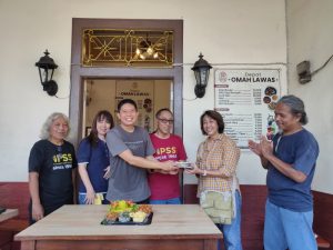 Roode Brug Soerabaia dan PSS Berkolaborasi pada Acara Hunting Fragmen Foto Perjuangan dalam Rangka Perayaan Ulang Tahun Ke-58 PSS