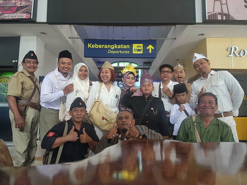 KAI Daop 8 Surabaya Raih Dua Rekor MURI di Usia ke-80