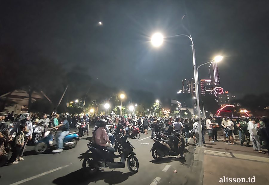 Kericuhan Demo bukan “Show”, Mengapa Jadi Tontonan?