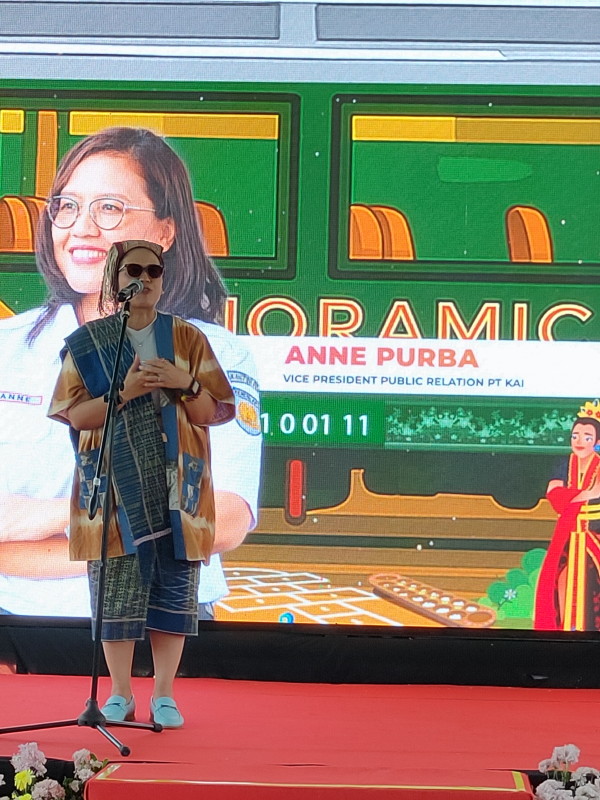 KAI Daop 8 Surabaya Raih Dua Rekor MURI di Usia ke-80