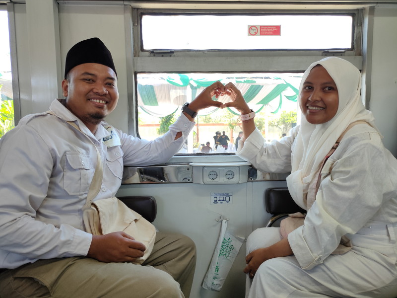 KAI Daop 8 Surabaya Raih Dua Rekor MURI di Usia ke-80