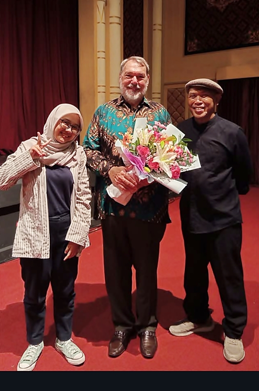 JakArt dan Surabaya Juang Hadirkan Penyani Vocal Bas dari Yunani dalam Konser Musik Klasik