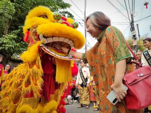 Imlek Kampung Pecinan Tambak Bayan: Tak Sekadar Hari Raya Warga, Pun Lebarannya Para Fotografer
