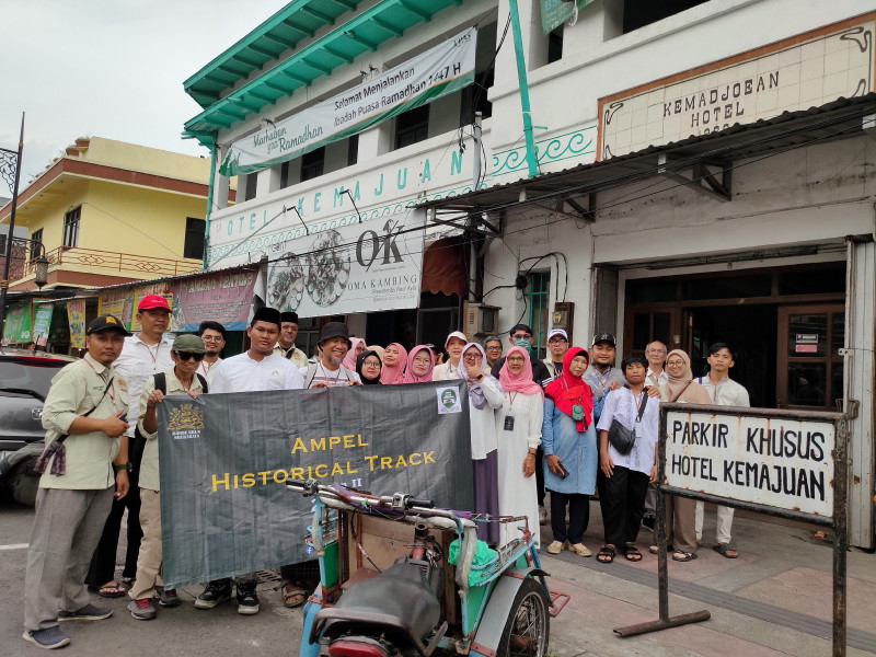 
“Susuri Jejak Islam di Ampel dan Spirit Sejarah dalam Hangatnya Ramadan 1447 H”
