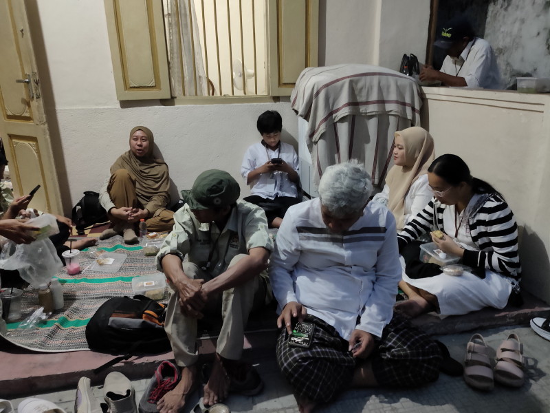 
“Susuri Jejak Islam di Ampel dan Spirit Sejarah dalam Hangatnya Ramadan 1447 H”
