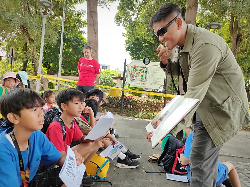 Roode Brug Soerabaia Dampingi Siswa SD Ciputra Jelajah Kota Lama Sejarah dan Kawasan Ampel