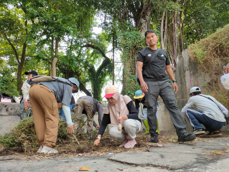 
Biar Foto Bicara
Dari Suara “Udhug” ke Jejak Sejarah: “Budhal Tok!” 
dan Cara PEMUDI’S Merawat Masa Lalu
