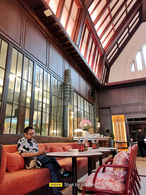 10 Regentstraat: Metamorfosis Dalem Kadipaten Soerabaia Menjadi Destinasi Heritage Dining di Kota Lama Surabaya