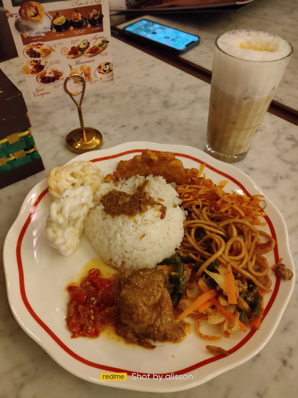 10 Regentstraat: Metamorfosis Dalem Kadipaten Soerabaia Menjadi Destinasi Heritage Dining di Kota Lama Surabaya