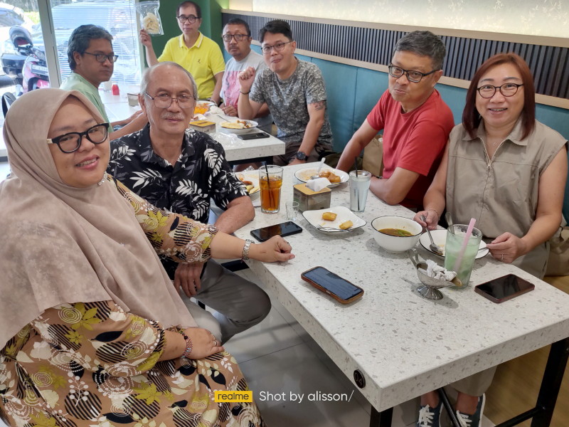 Merayakan “Bonus Usia”: Ketika Umur Menjadi Ruang Berbagi
