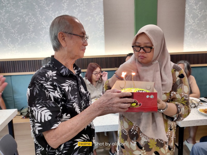 Merayakan “Bonus Usia”: Ketika Umur Menjadi Ruang Berbagi