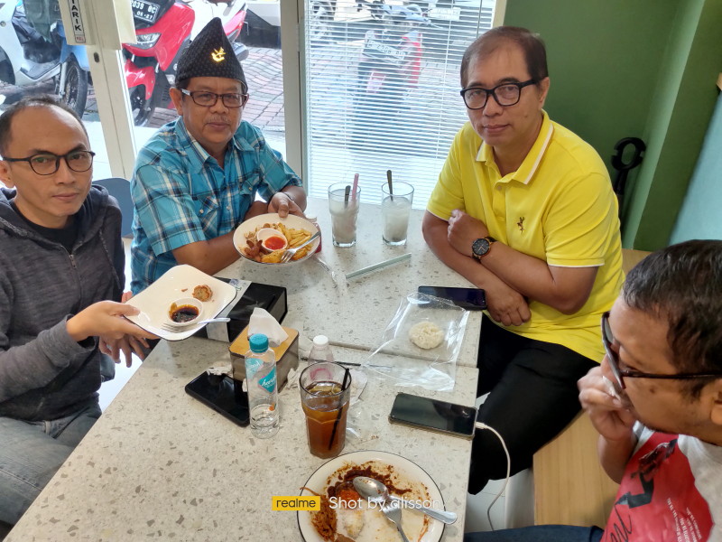 Merayakan “Bonus Usia”: Ketika Umur Menjadi Ruang Berbagi