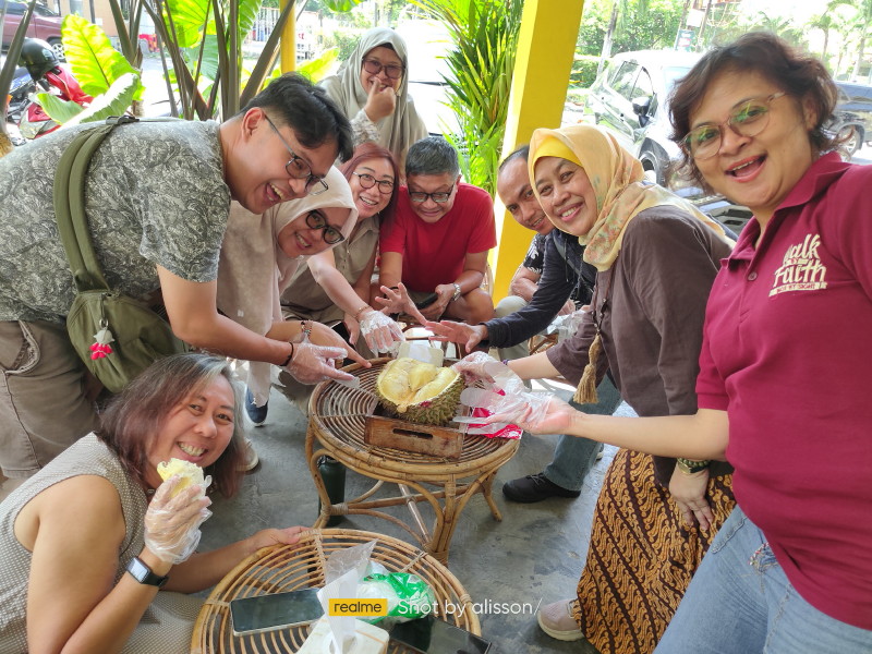 Merayakan “Bonus Usia”: Ketika Umur Menjadi Ruang Berbagi