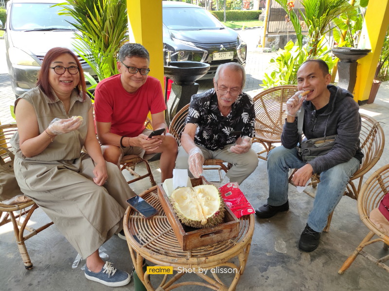 Merayakan “Bonus Usia”: Ketika Umur Menjadi Ruang Berbagi