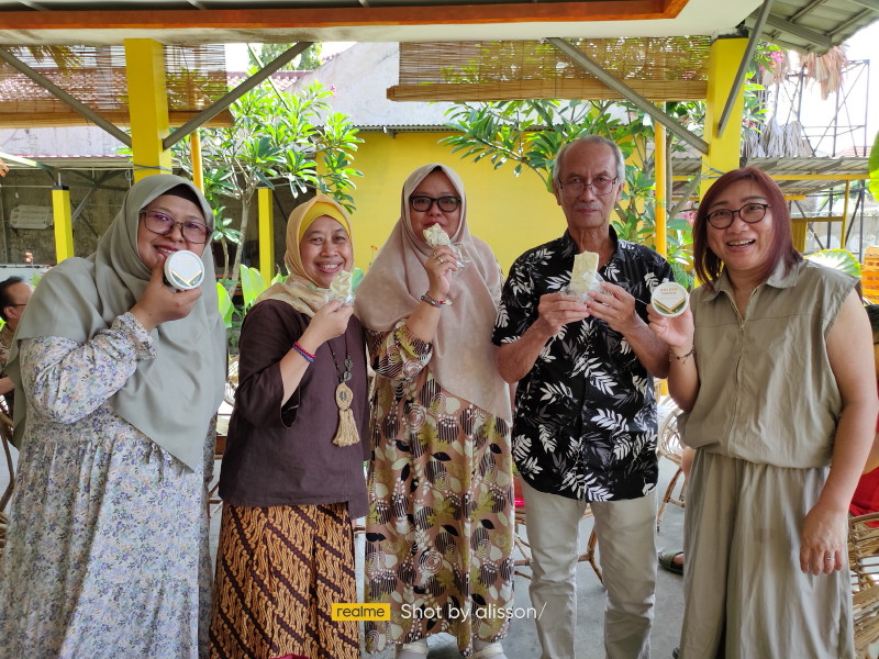 Merayakan “Bonus Usia”: Ketika Umur Menjadi Ruang Berbagi