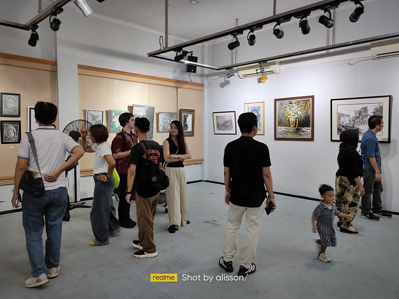 Komunitas Garis Gathuk: Menemukan Kedalaman Sunyi dalam Pameran "Monochrome" 
