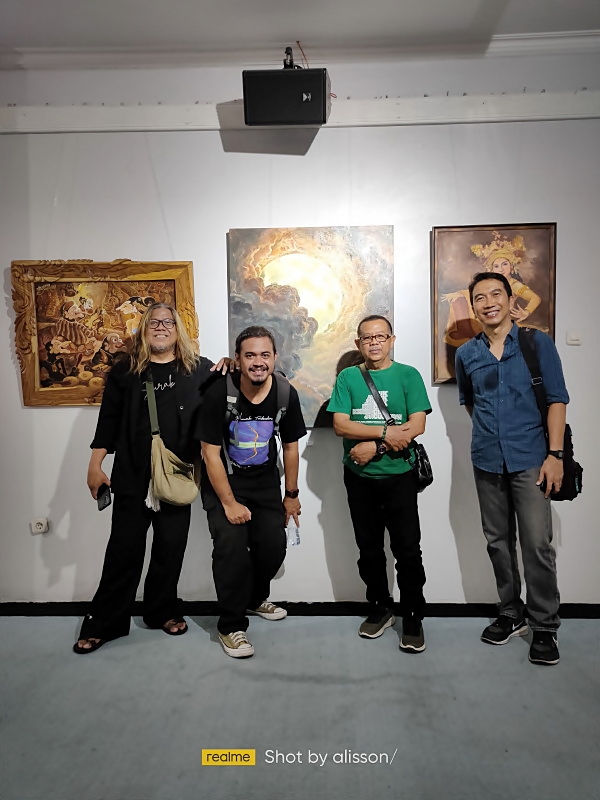 Komunitas Garis Gathuk: Menemukan Kedalaman Sunyi dalam Pameran "Monochrome" 