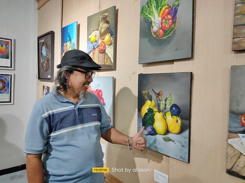 Guru dan Siswa SMK Negeri 12 Surabaya Pameran Lukisan Bersama