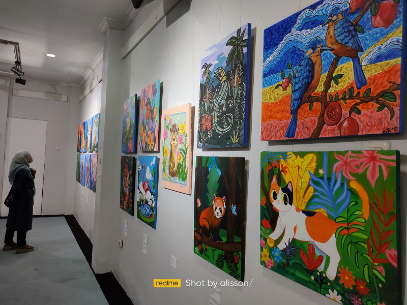 Guru dan Siswa SMK Negeri 12 Surabaya Pameran Lukisan Bersama