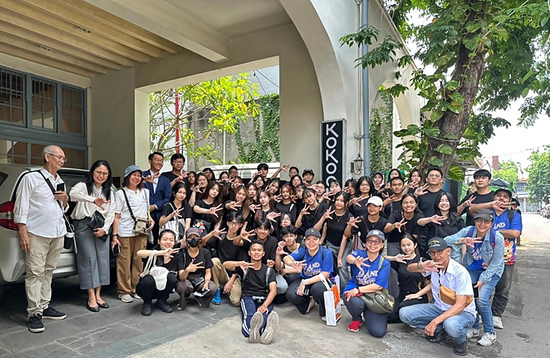 Kokoon Hotel Surabaya Dorong Wisata Edukasi Melalui Jelajah Sejarah Kota Lama