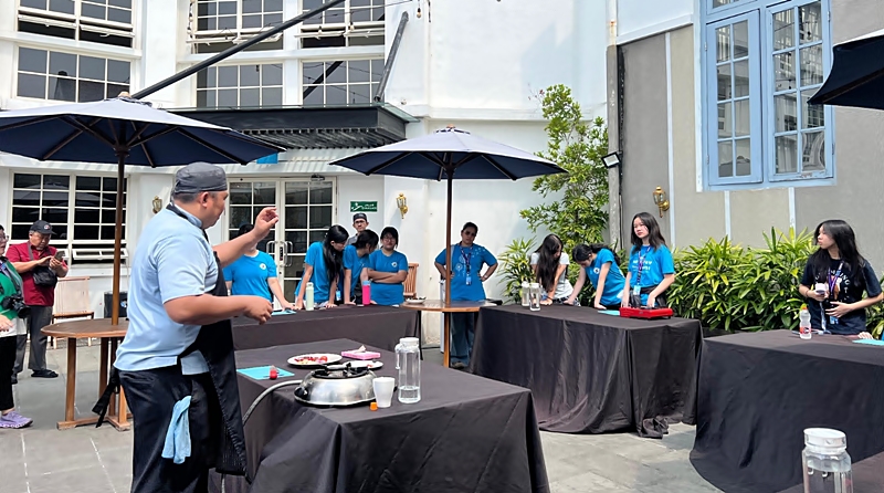 Kokoon Hotel Surabaya Dorong Wisata Edukasi Melalui Jelajah Sejarah Kota Lama