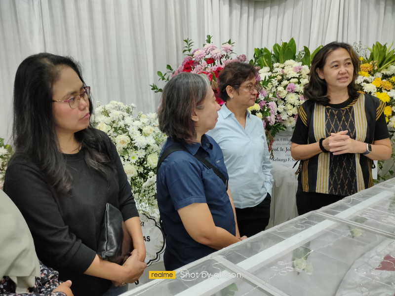 Komunitas PSL dan RB Hadiri Tradisi Mai Song Prof. Ir. Johan Silas