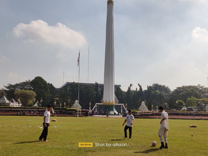 Roode Brug Soerabaia: Kepahlawanan Soegiarto, Persebaya Punya Cerita