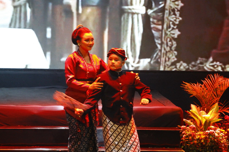 Aku Arek Suroboyo”: Bung Karno, Surabaya, dan Warisan Kebangsaan Yang Terus Menyala