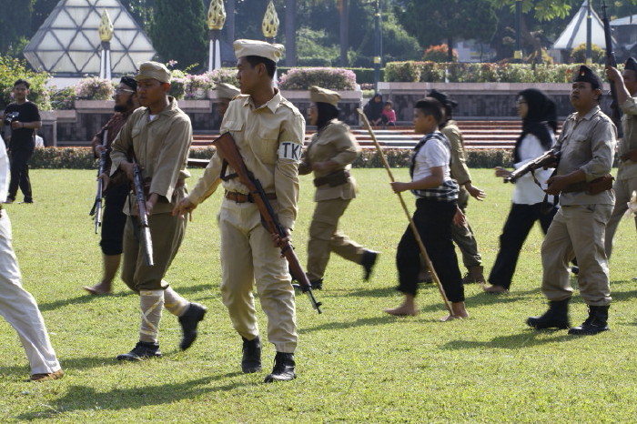 Roode Brug Soerabaia: Kepahlawanan Soegiarto, Persebaya Punya Cerita