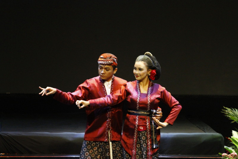 Aku Arek Suroboyo”: Bung Karno, Surabaya, dan Warisan Kebangsaan Yang Terus Menyala