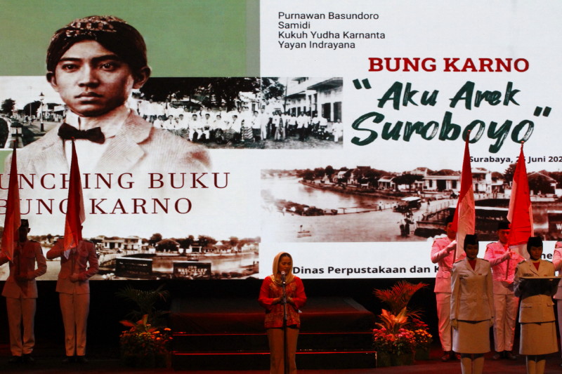 Aku Arek Suroboyo”: Bung Karno, Surabaya, dan Warisan Kebangsaan Yang Terus Menyala