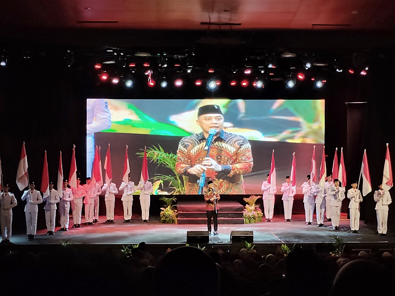 Aku Arek Suroboyo”: Bung Karno, Surabaya, dan Warisan Kebangsaan Yang Terus Menyala