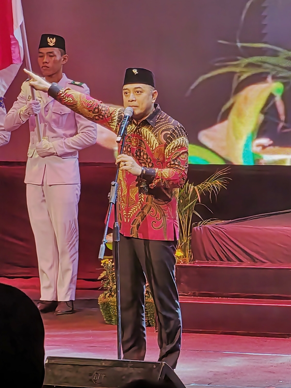 Aku Arek Suroboyo”: Bung Karno, Surabaya, dan Warisan Kebangsaan Yang Terus Menyala
