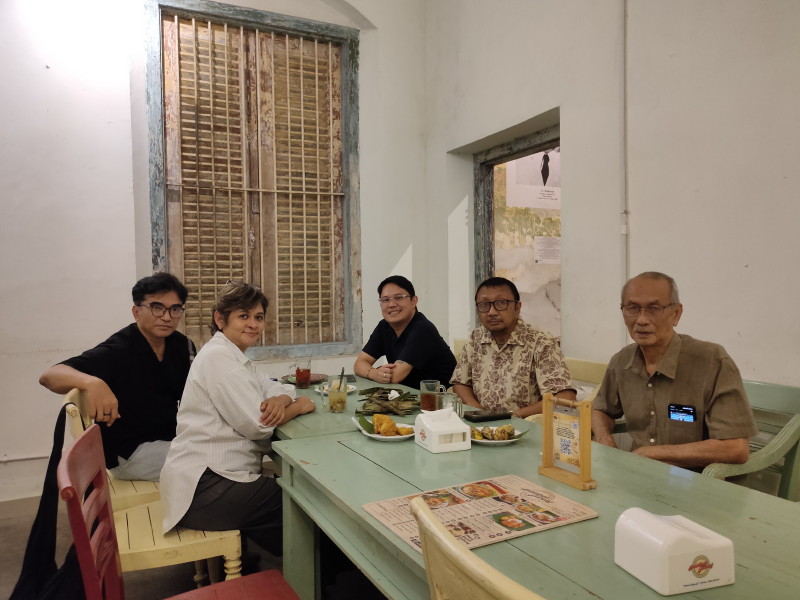 Merayakan Usia, Mensyukuri Waktu