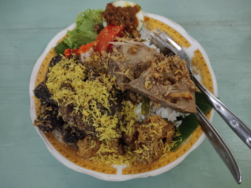 Merayakan Usia, Mensyukuri Waktu