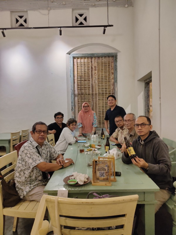 Merayakan Usia, Mensyukuri Waktu