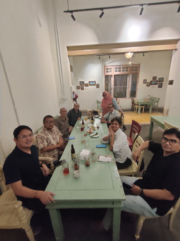 Merayakan Usia, Mensyukuri Waktu