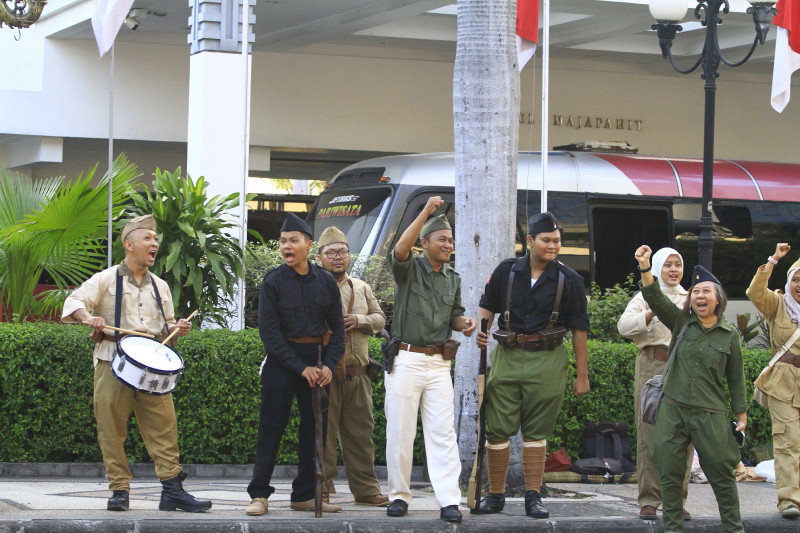 Di Kilometer 39, Sejarah Menyemangati Langkah