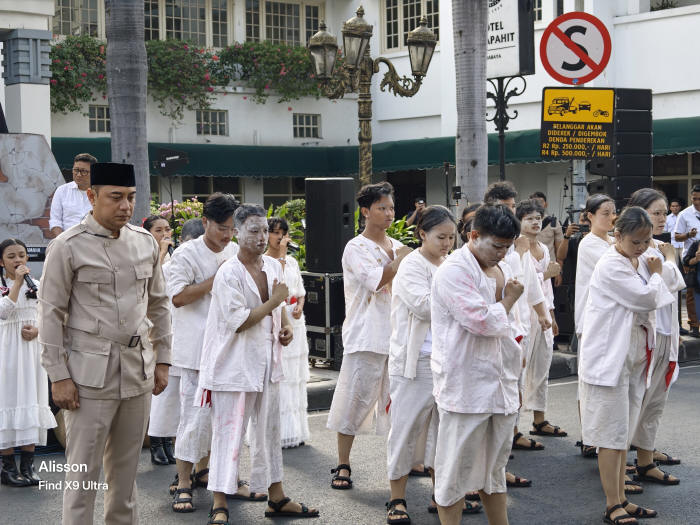 Merah Putih Bertanya