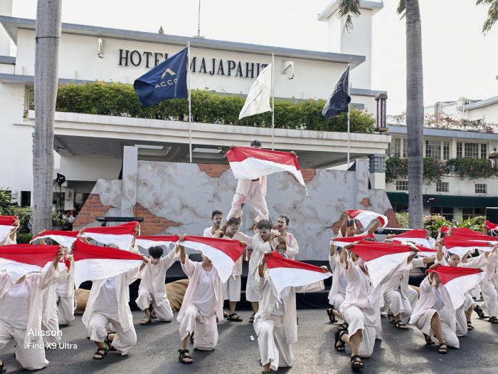 Merah Putih Bertanya