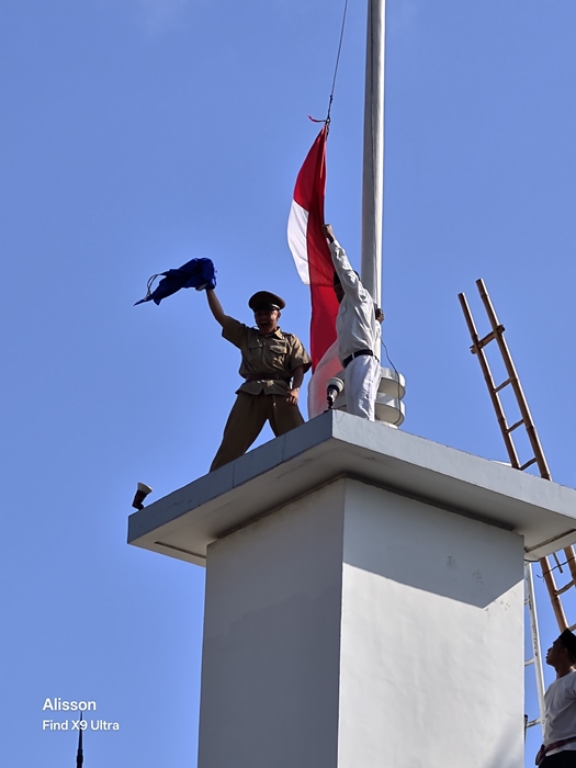 Merah Putih Bertanya